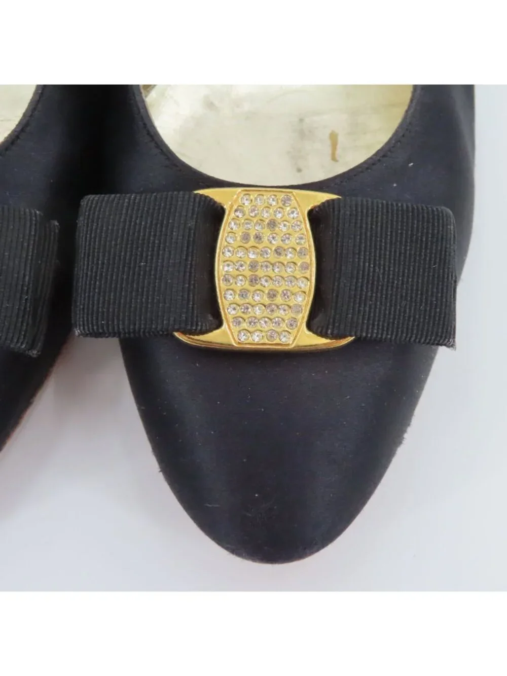 Salvatore Ferragamo Womens 8 AA Vara Gold Rhinestone Black Satin Bow Heels Shoes